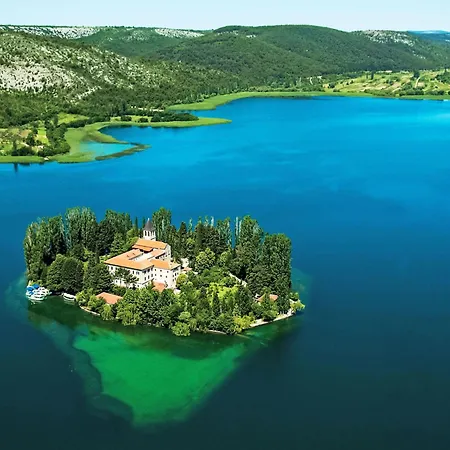 Nyaraló Little Castle By Interhome *