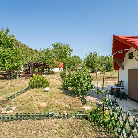 Little Castle By Interhome * Skradin