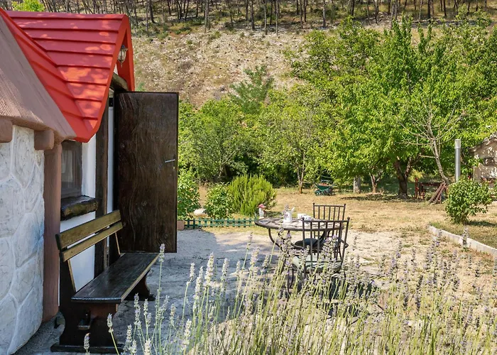 Little Castle By Interhome Semesterbostad Skradin